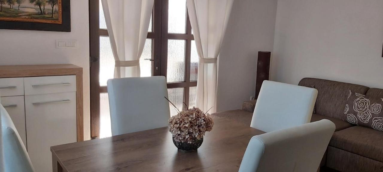 Apartment Iva ニヴィーチェ エクステリア 写真